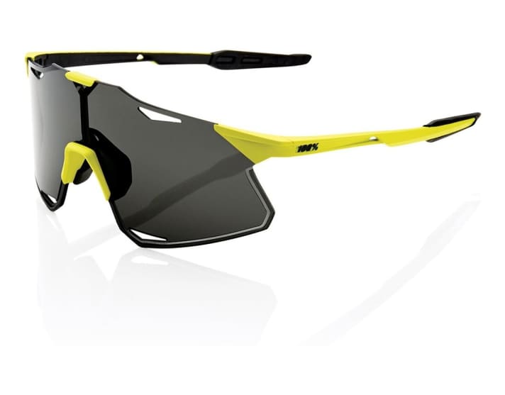   The new, super-light Hypercraft Smoke bike goggles from 100% cost €160 >> <a href="https://www.awin1.com/cread.php?awinmid=12557&awinaffid=471469&clickref=B+sunglasses+100%25&ued=https%3A%2F%2Fwww.bergzeit.de%2Fmarken%2F100" target="_blank" rel="noopener noreferrer nofollow">available at Bergzeit</a> * .