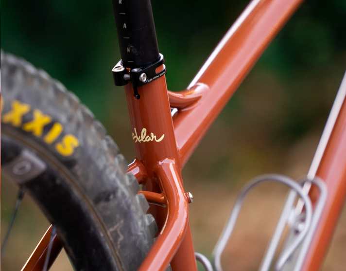 For extra-long bikepacking tours, the Sklar Tall tale hardtail has the option of mounting a pannier rack.