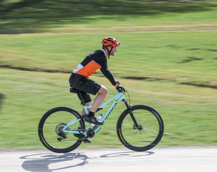Albert trainiert für mehr Ausdauer für die BIKE Challenge.