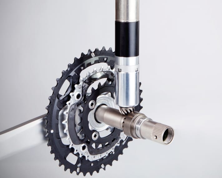   The Vivax Assist drive drives the bottom bracket shaft via gearing and provides up to 150 watts of additional thrust.