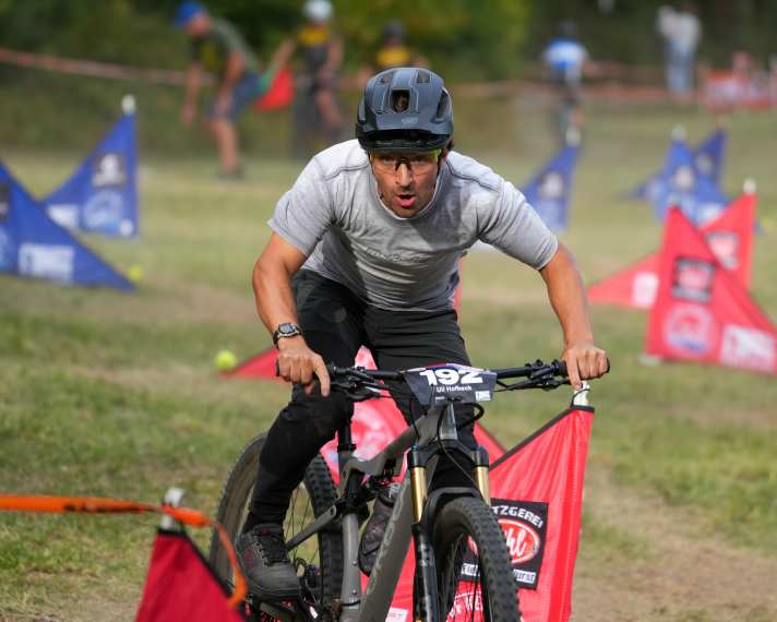 If you keep your eyes on the next goal from the outset, you can pick up speed more quickly.