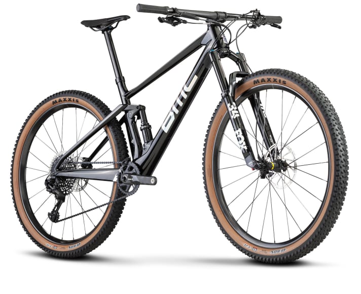   Factory tuning 2020: The BMC Fourstroke LT is the trail version of the competition race fullys.