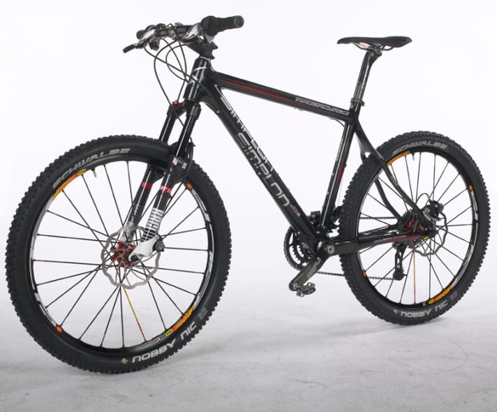 Once upon a time: <a href="https://www.bike-magazin.de/mountainbike/hardtail/simplon-razorblade-tra/" target="_blank" rel="noopener noreferrer">Simplon Razorblade TRA from 2007</a>.