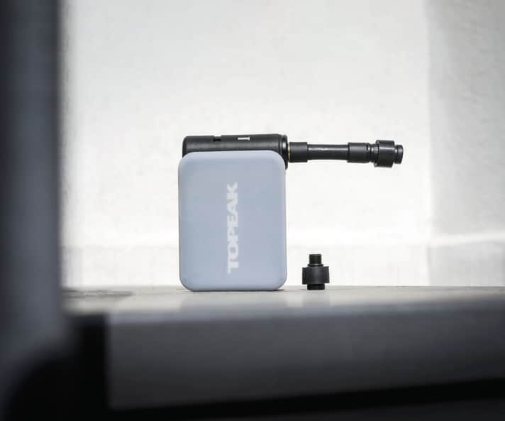 Topeak ist einer der ersten großen Zubehör-Hersteller, die eine eigene Elektro-Pumpe auf den Markt bringen