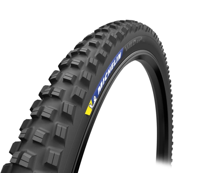   Made for rough terrain. The Wild AM2 should shine on rough terrain thanks to its powerful tread.