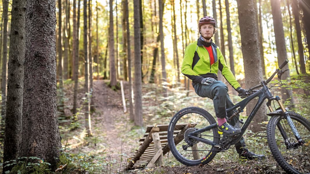 Herbst-Zubehör: 12 Teile, die Mountainbiker jetzt brauchen