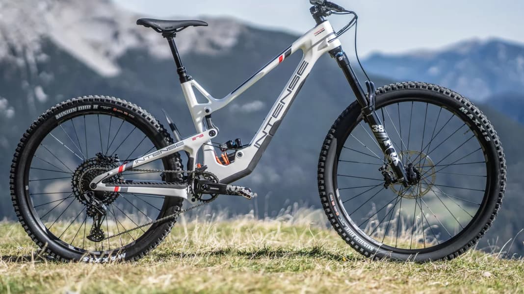 Enduro mit Race-Ambitionen: Intense Tracer 279 Expert im Test