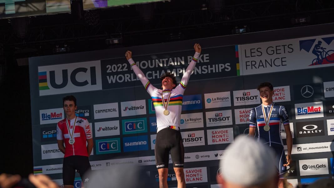 UCI MTB-WM Les Gets: Paul Schehl holt Weltmeister-Titel bei Junioren