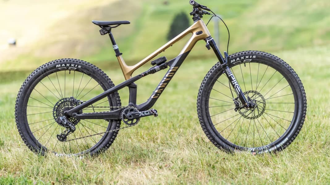 Test Trailbikes 2023: Canyon Spectral 125 CF LTD