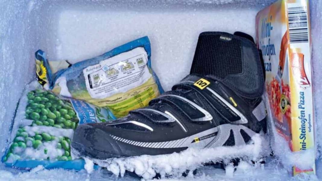 9 Paar Winter-Klickschuhe in Labor und Praxis