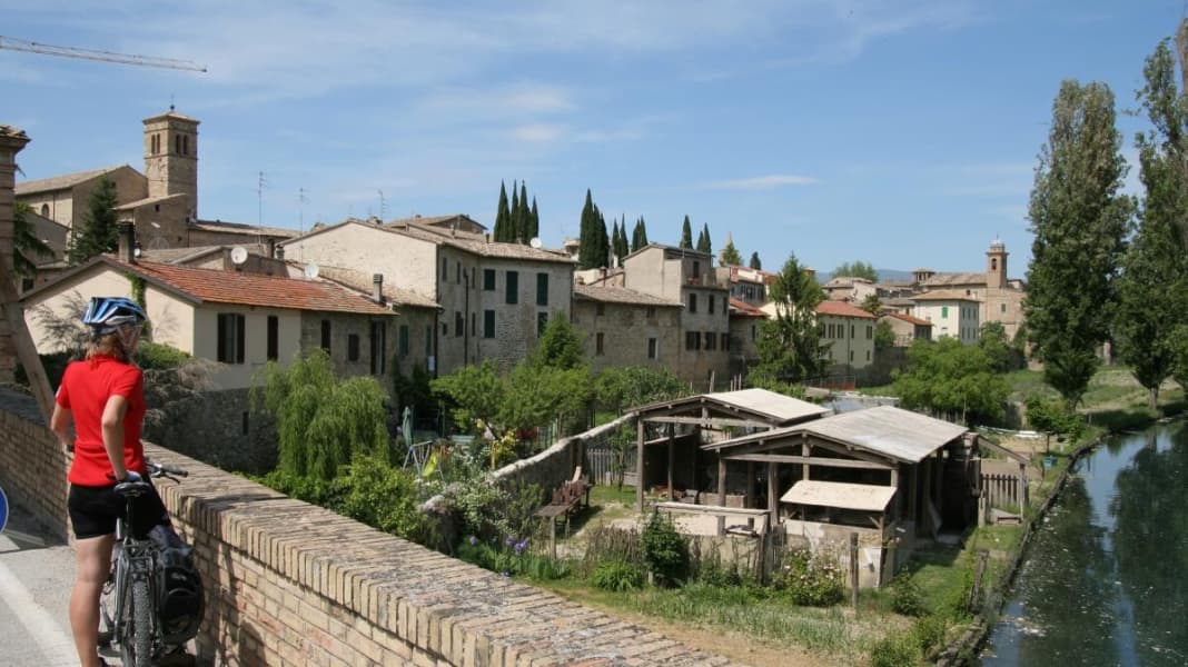 Im grünen Herzen Italiens  BIKE