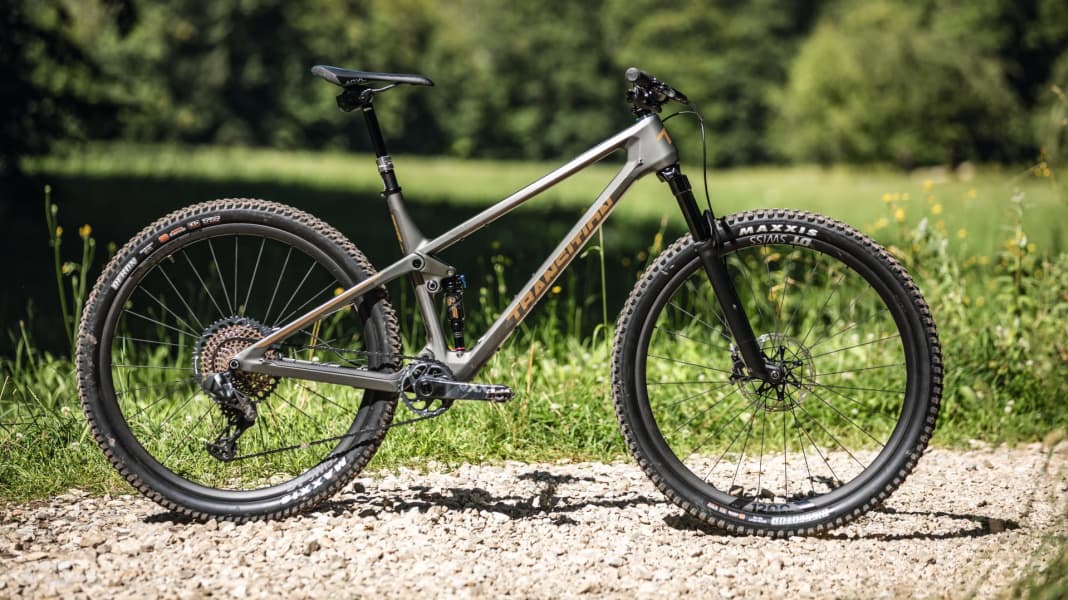 HighendTrailbike Transition Spur BIKE