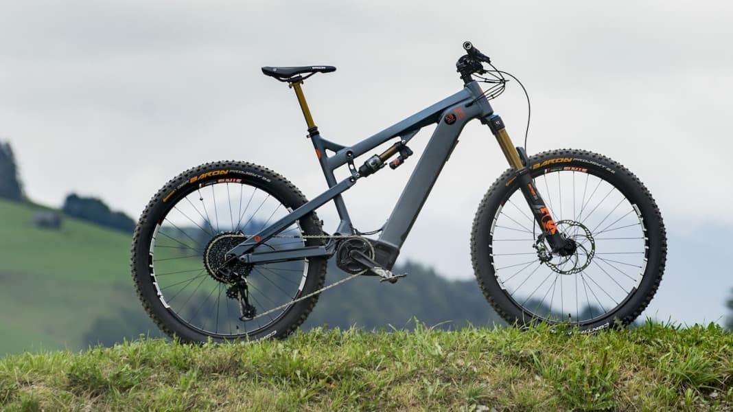 Wechselakku, 630 Wattstunden: Nox legt E-MTBs neu auf