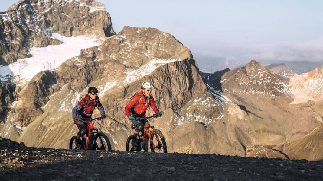Warum Frauen spezielle E-MTBs brauchen - ein Überblick
