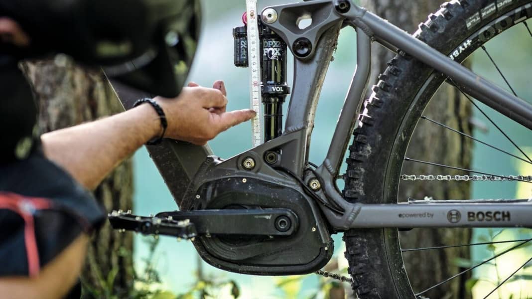 E-MTB richtig einstellen: Cockpit, Sattel und Fahrwerk