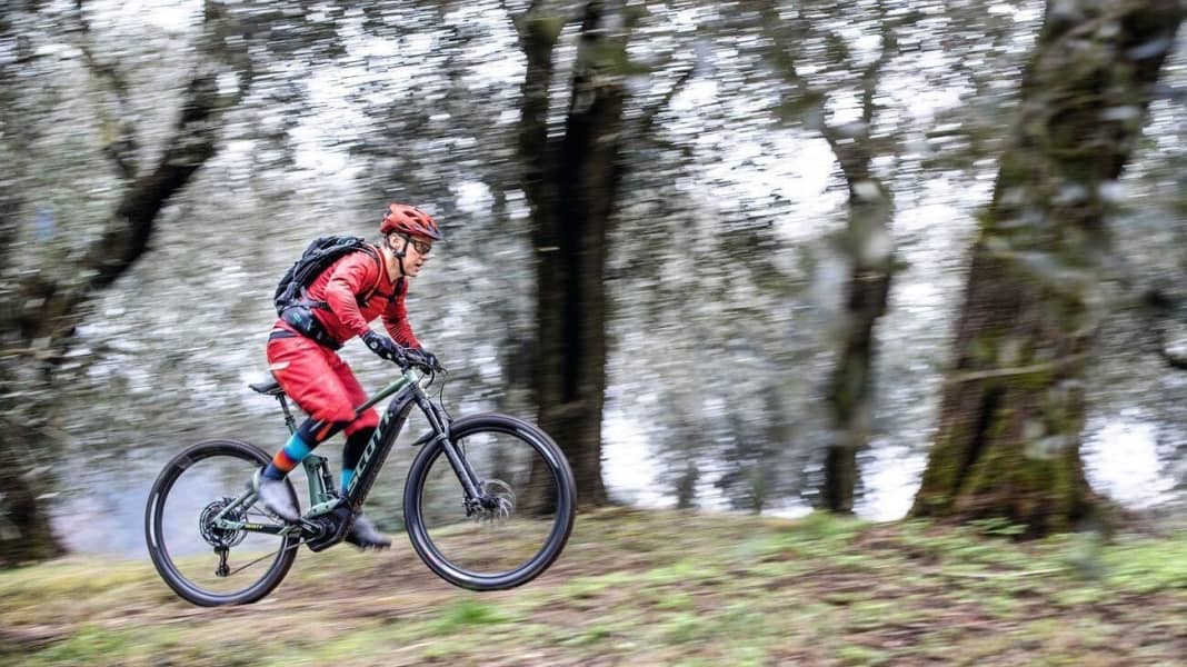 Leichter Allrounder: E-MTB Scott Strike eRide 910