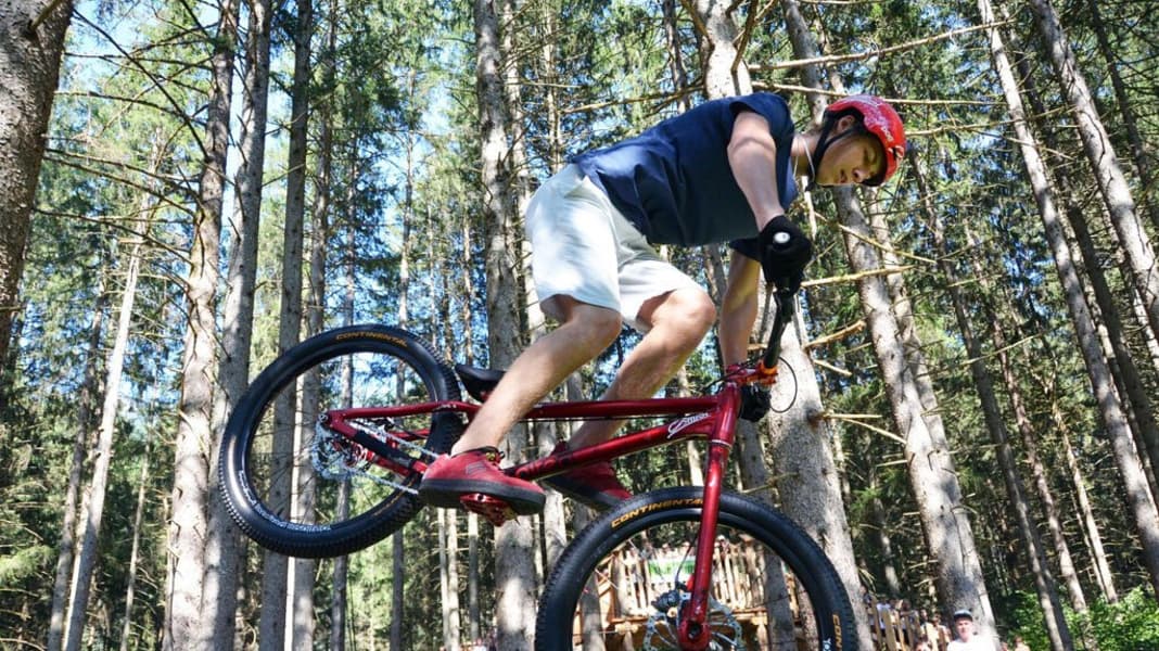 Fabio Wibmer eröffnet Trial Bike Park in Osttirol