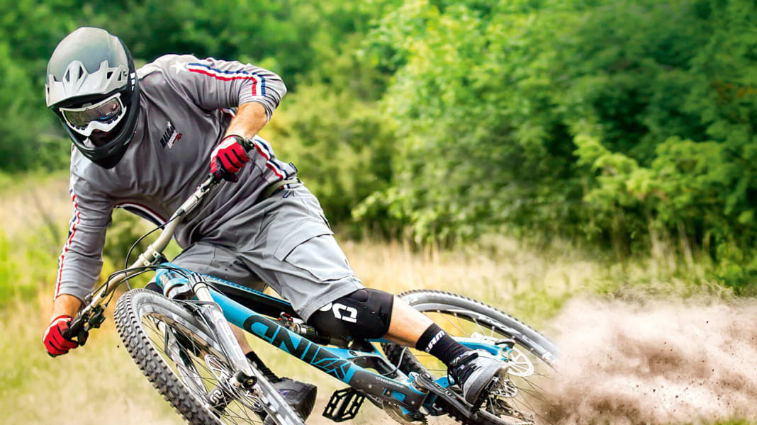 Edelboliden: 6 Carbon-Enduros im Vergleich