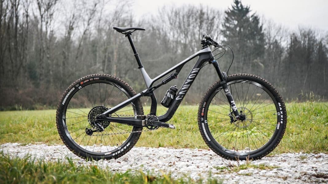Canyon Neuron CF Testsieger Trailbike aus BIKE 3 20 BIKE