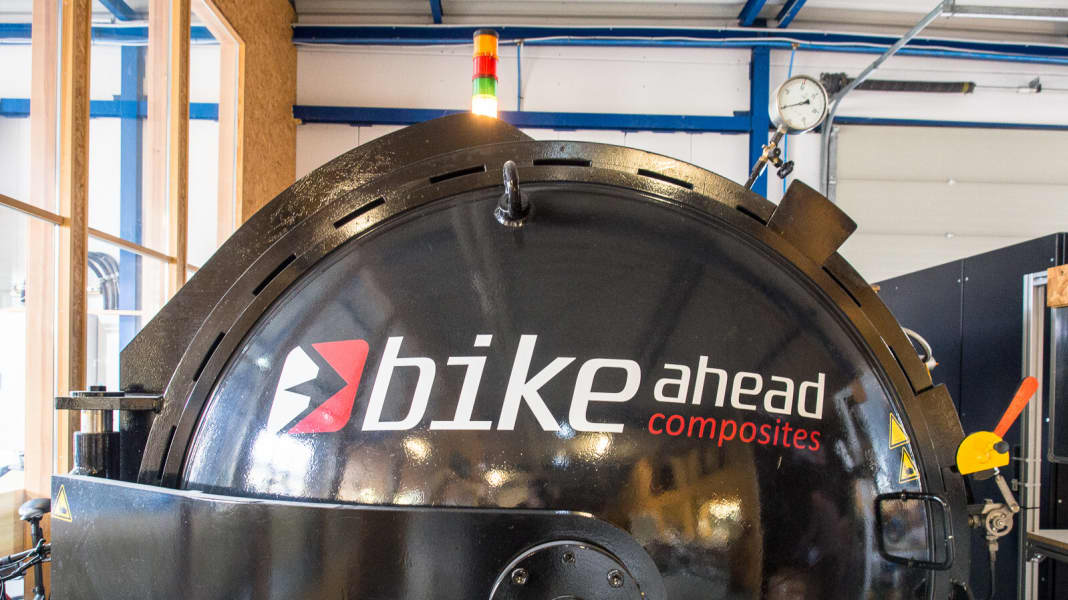 Made in Germany: so entsteht ein Carbon-Lenker