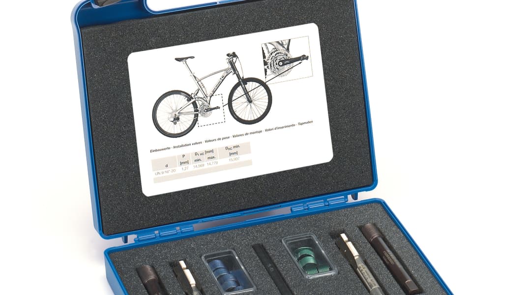 Zerstörte Pedalgewinde mit Helicoil reparieren