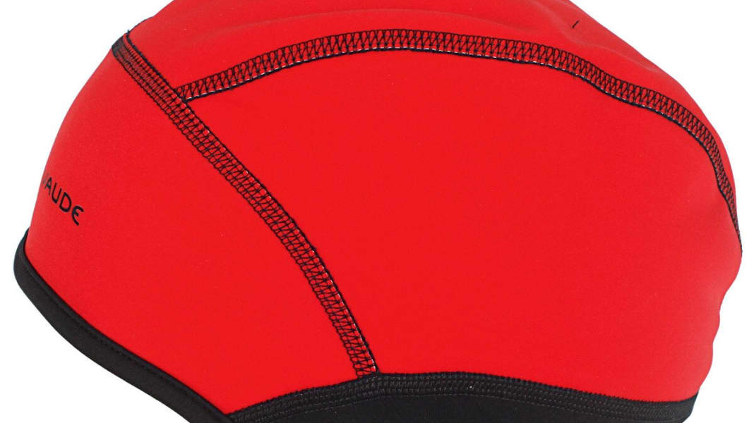 Mützen für unterm Helm im Test