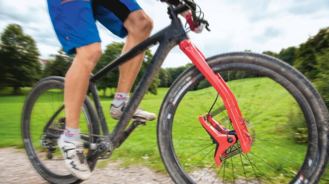 Lauf TR29 Gabel mit Blattfedern im Trainings Alltag BIKE