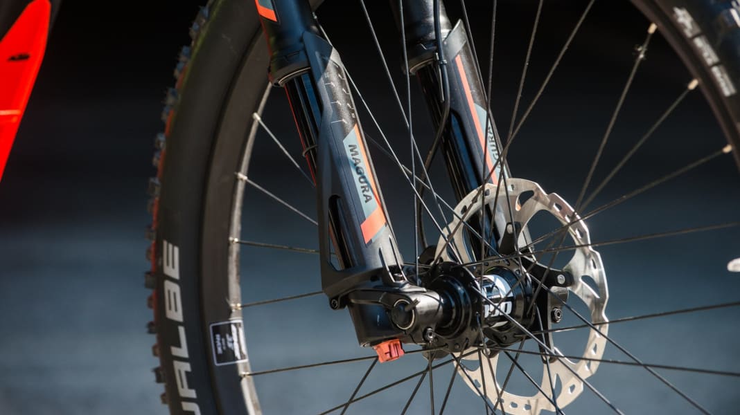 Magura und WP zeigen neue MTB Upside-Down-Gabel