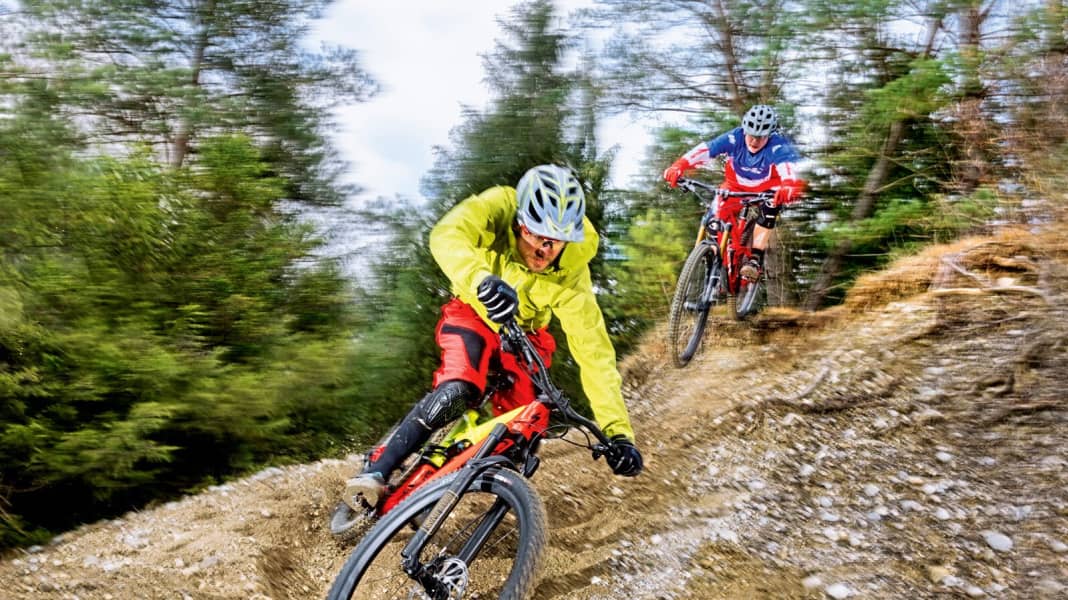 Trek slash best sale vs specialized enduro