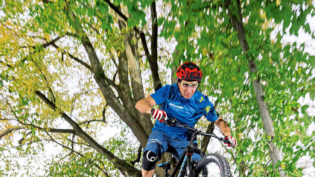 So meistern Sie den Bunny Hop mit ihrem Bike