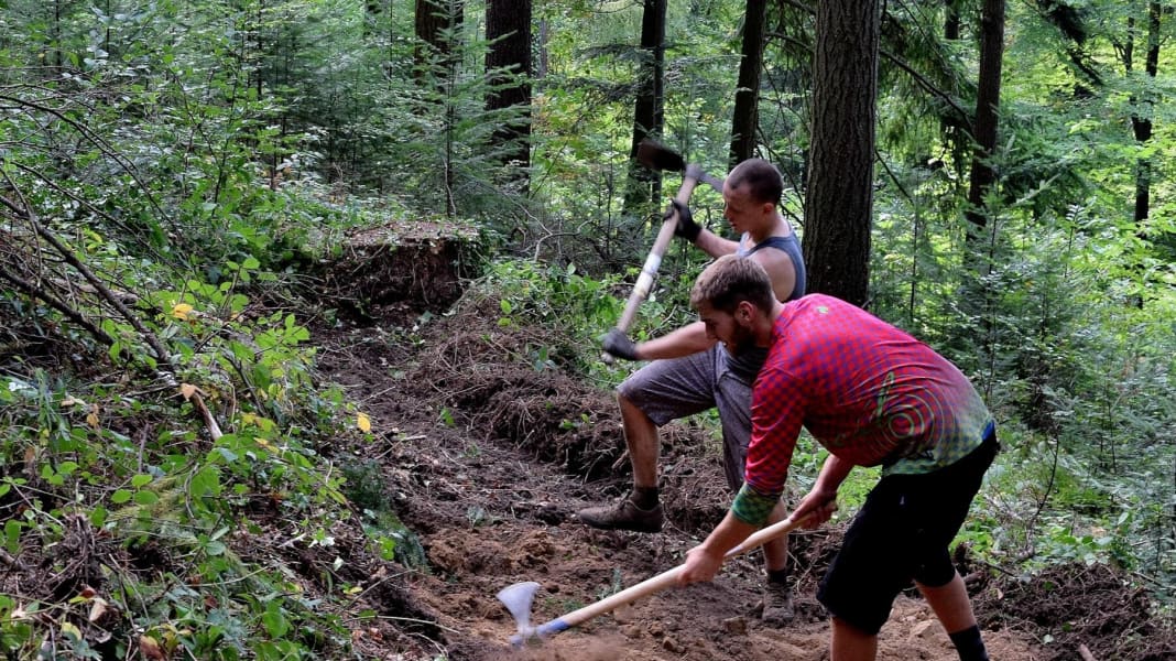 Achtung, Trailbau in Freiburg - Klappe, die Dritte!