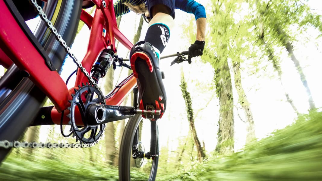 Was wollen Frauen am Bike: Flat- oder Klickpedale?