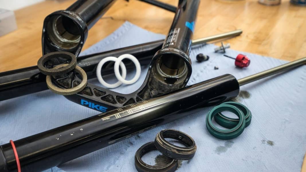 MTB-Gabel-Service: Was kann man selbst machen?