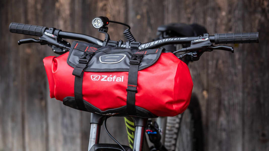 Zéfal-Lenkertasche mit wasserdichtem Packsack