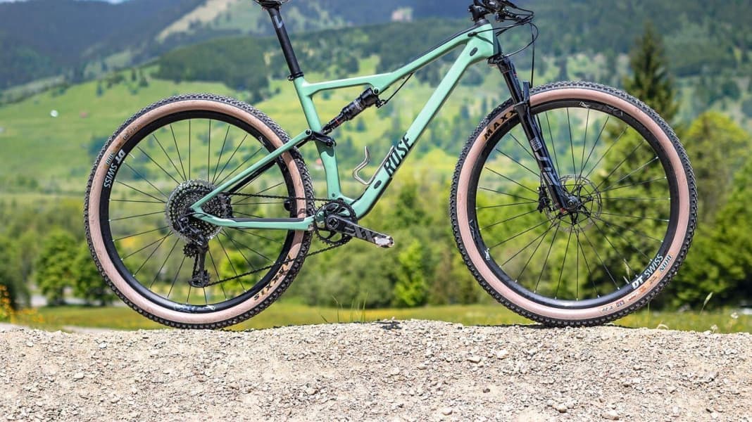 Rose marathon bike on sale