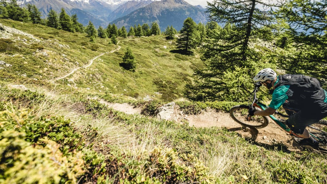 360 Grad Panorama: Punta Chaligne Supertrail