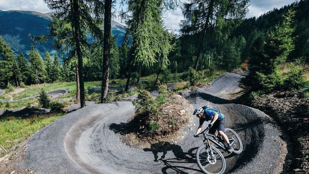 15 Kilometer: BIKE auf dem längsten Flowtrail Europas