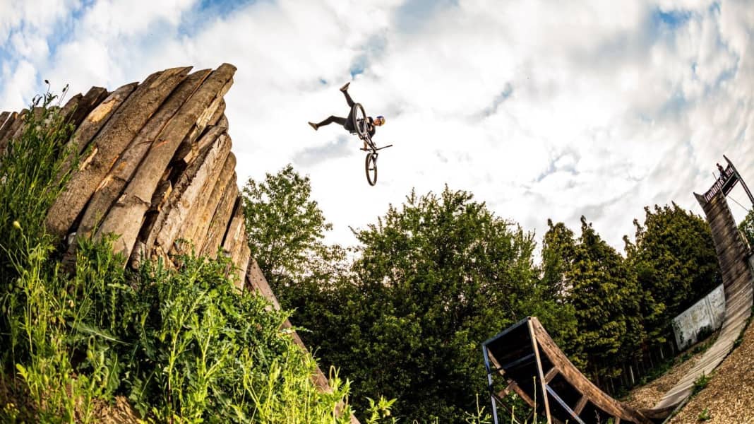 Vom Slopestyle-Himmel in den Lockdown