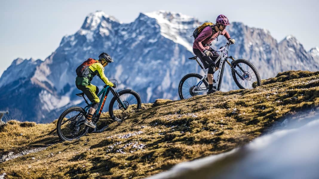 Eins für alles! E-MTB-Alleskönner 2021 im Test