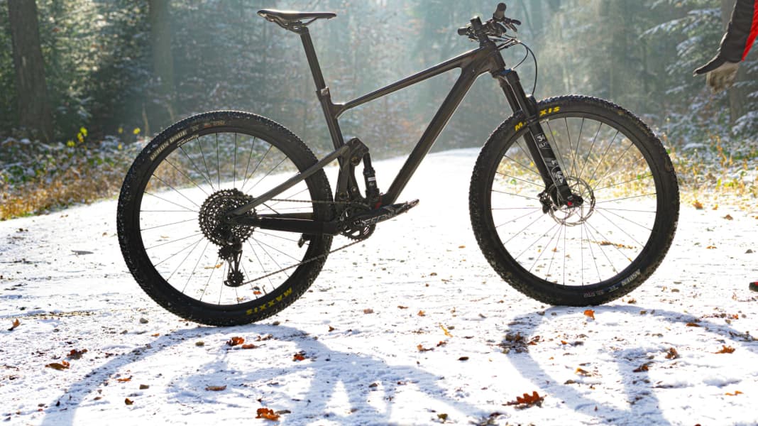 Lector FS: Ghosts neues Race- und Tourenfully