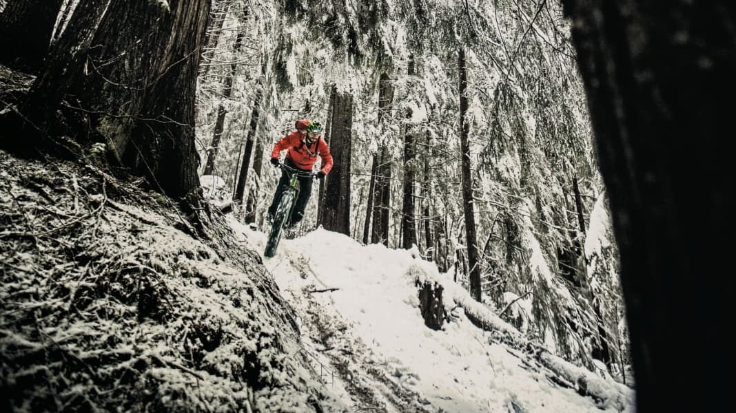 Zwei Unerschrockene: Harte Bikes für harte Tage