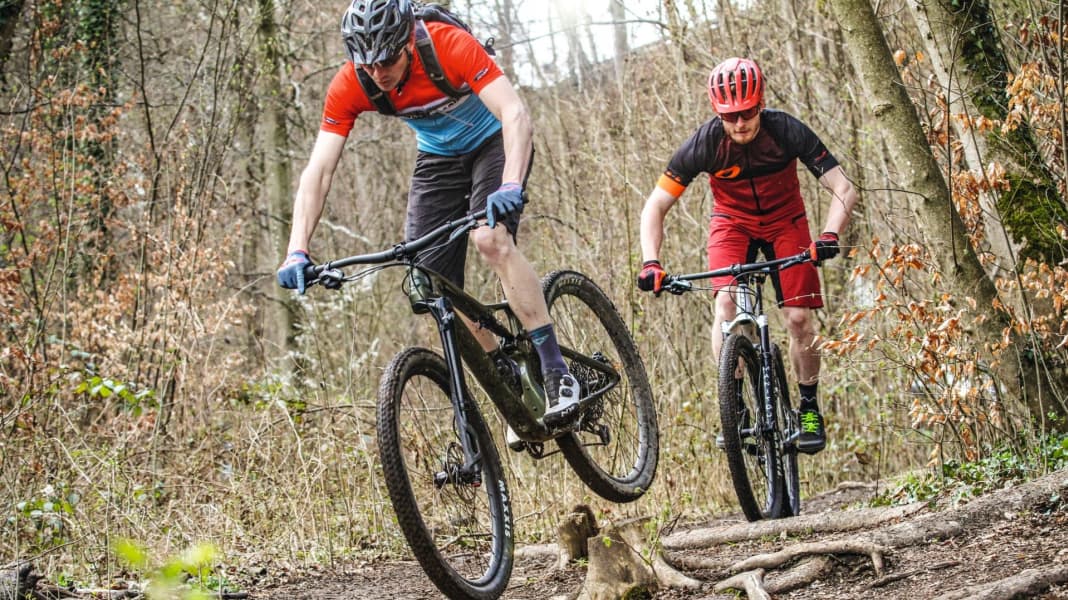 Cannondale Lefty Ocho 120 vs. Manitou R Seven Pro im Vergleich BIKE