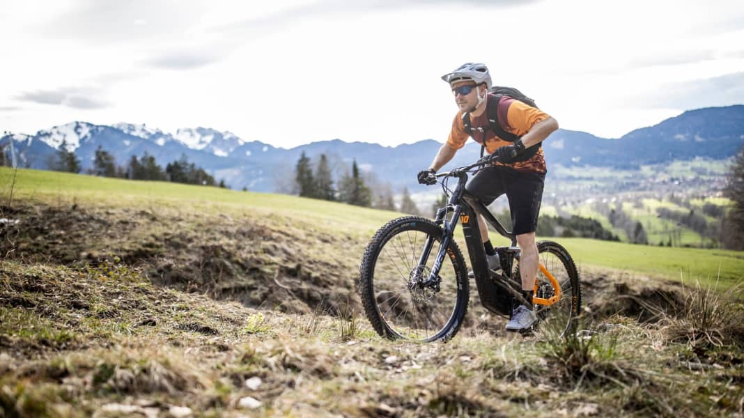 Brauche ich ein E-Bike Hardtail oder Fully-E-MTB?