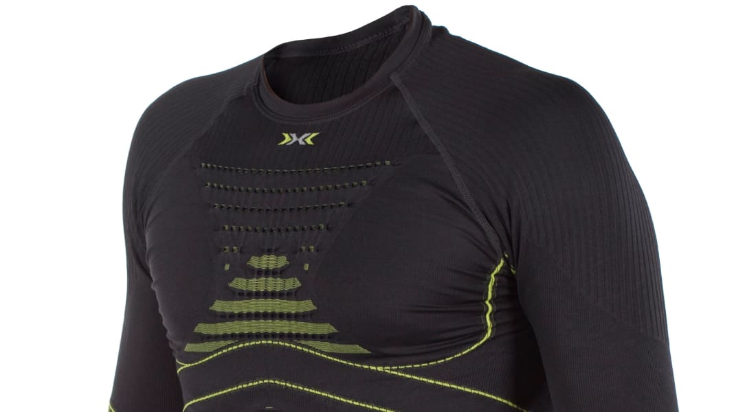 Funktionsunterhemden: 19 Modelle im Test