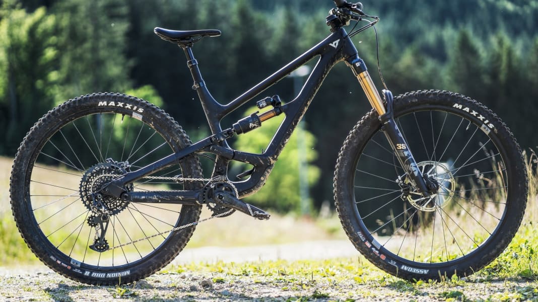 Carbon Enduro YT Capra 29 Core 4 im Test BIKE