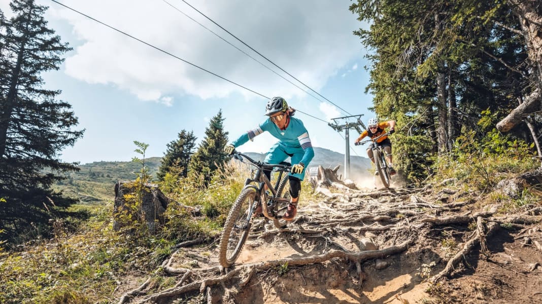 Alt gegen Neu: YT Capra Alu vs. YT Capra Carbon