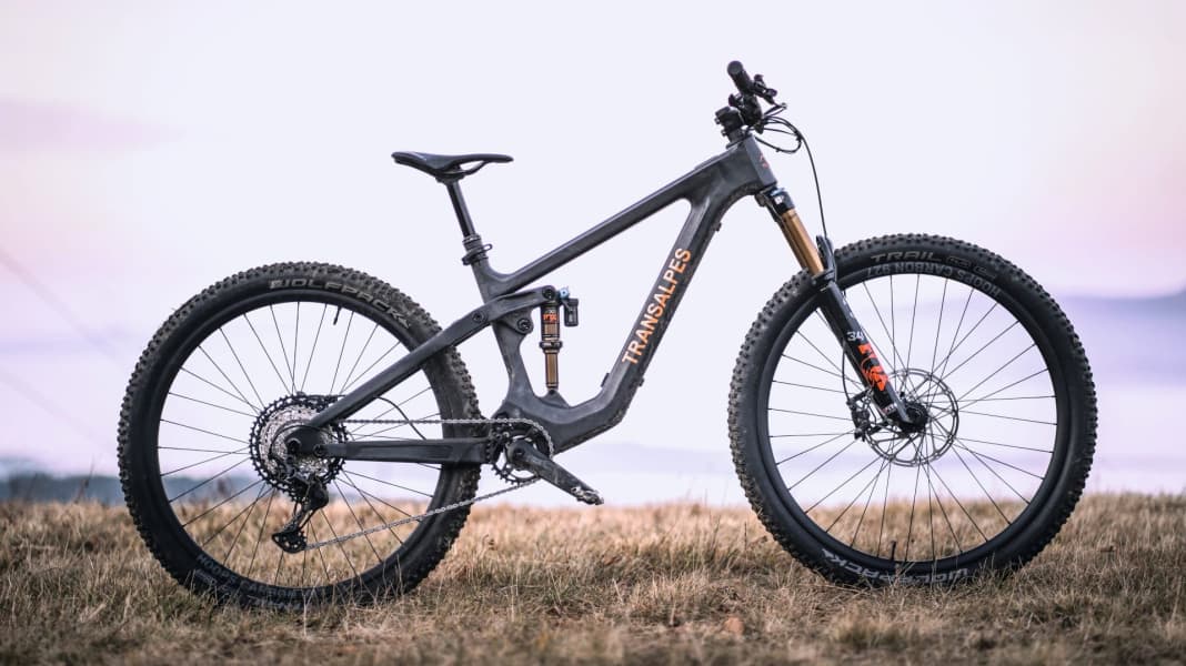 Silent Running: Light-E-MTB Transalpes E1 im Praxistest