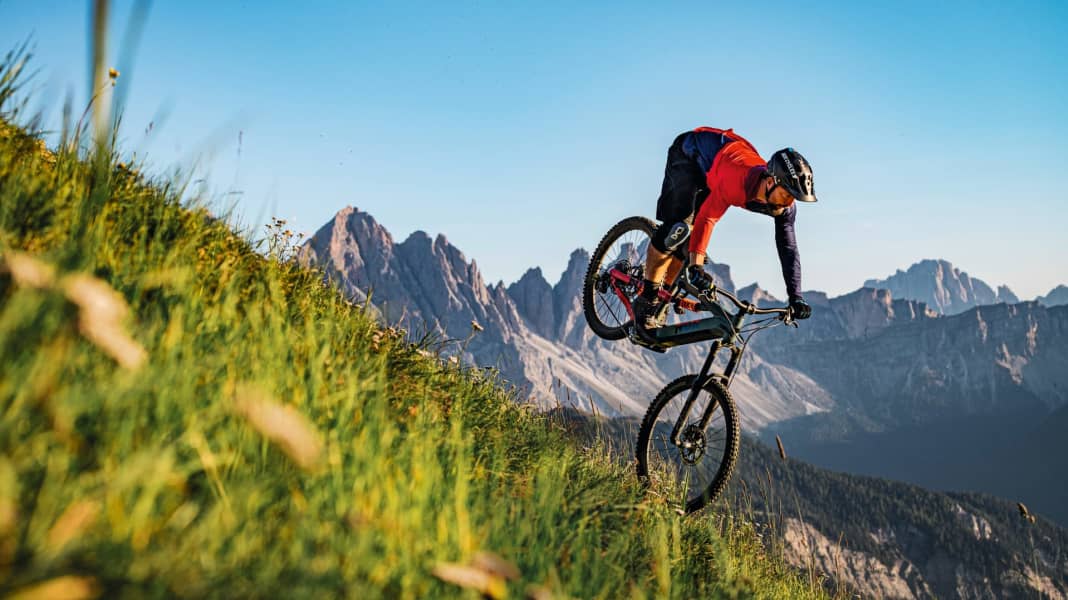 Kissenschlacht: 16 leichte Knie-Protektoren im Test