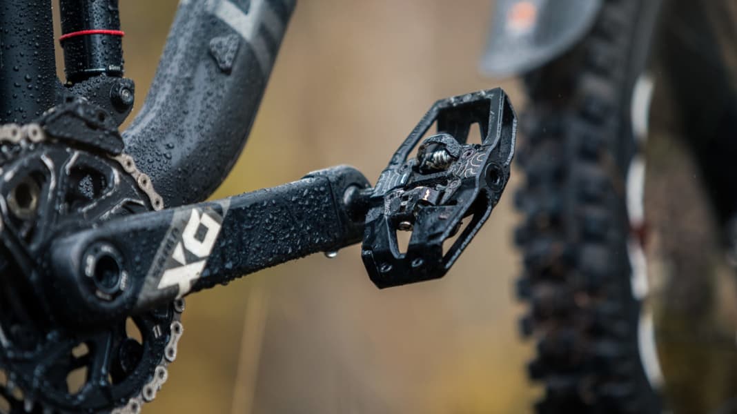 Acros: SPD-kompatibles Pedal mit verstellbarem Achsabstand