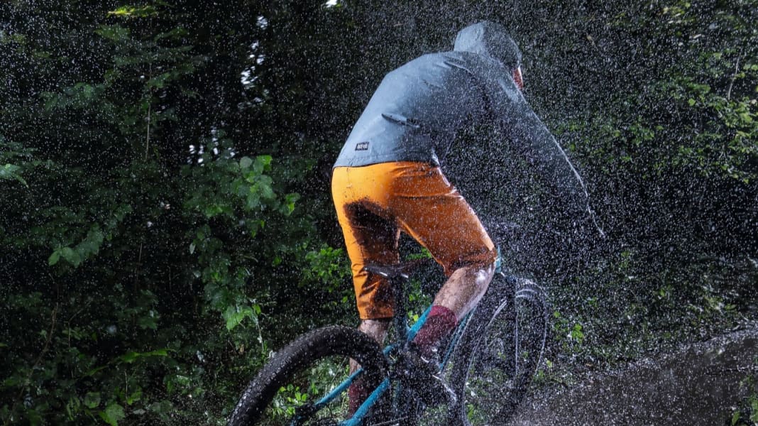 7 Verhaltenstipps für Fahrradfahrer in einem Gewitter